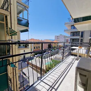 Apartment 50 Metri Dal Mare - Free Parking E A/c